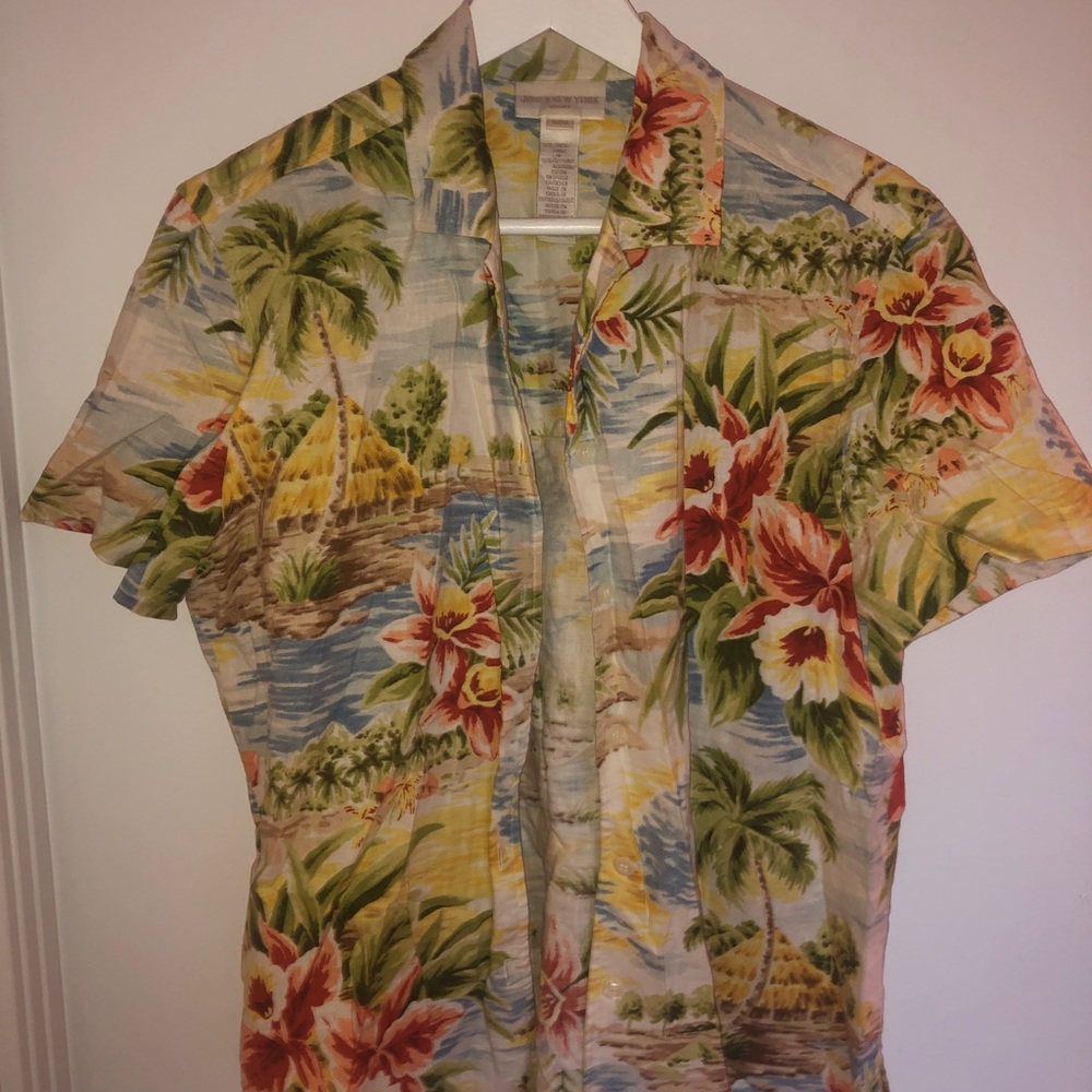 Hawaiian shirt